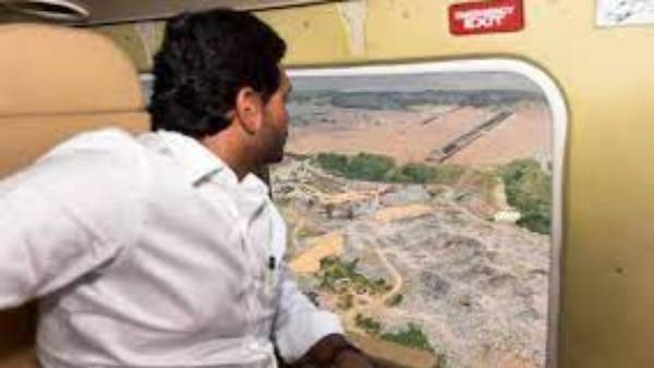 వరద ప్రభావిత ప్రాంతాలలో జగన్ ఏరియల్ సర్వే వరద ప్రభావిత ప్రాంతాలలో జగన్ ఏరియల్ సర్వే