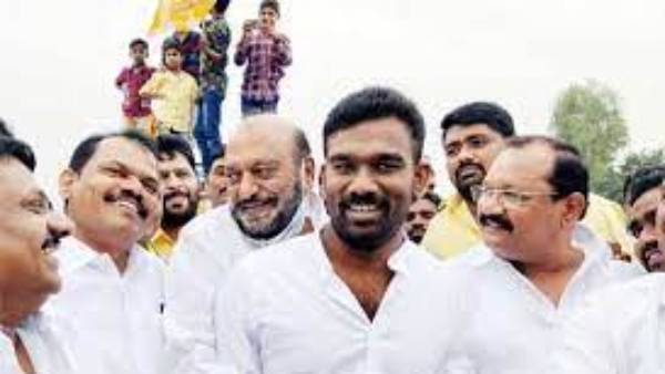 లోకేశ్ పర్యటన ముందు ఆసక్తి కరంగా