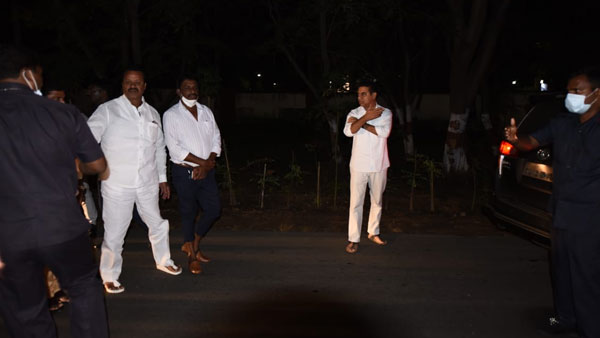 ఆస్పత్రి వైద్యులతోనూ ఆరా..