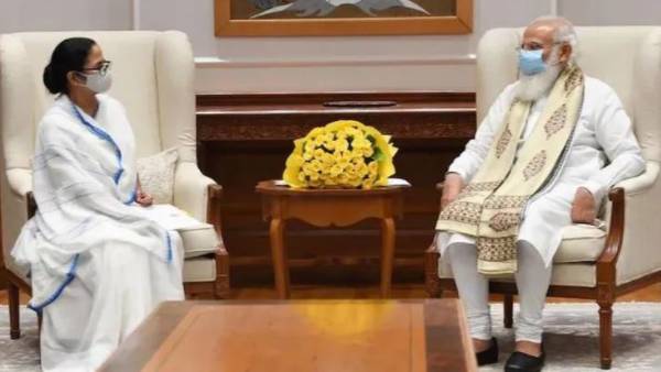 బీఎస్ఎఫ్ పరిధిపై, కేంద్ర నిధులు, త్రిపుర హింస ఘటనలపై మోడీతో చర్చ బీఎస్ఎఫ్ పరిధిపై, కేంద్ర నిధులు, త్రిపుర హింస ఘటనలపై మోడీతో చర్చ