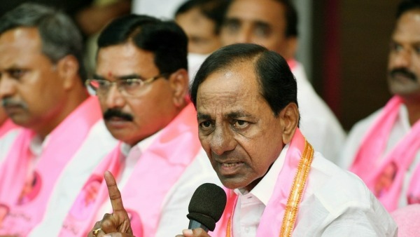 ప్రయోజనం లేని నాలుగు రోజుల సీఎం ఢిల్లీ పర్యటన.. నవ్వుకుంటున్న తెలంగాణ రైతాంగం.. ప్రయోజనం లేని నాలుగు రోజుల సీఎం ఢిల్లీ పర్యటన.. నవ్వుకుంటున్న తెలంగాణ రైతాంగం..