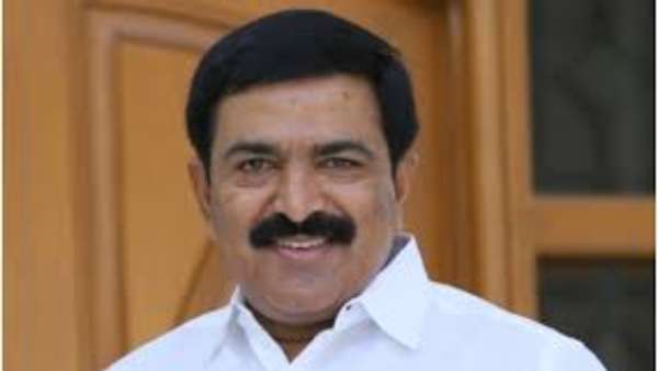 చంద్రబాబు కొత్త డ్రామాలంటూ ద్వారంపూడి చంద్రబాబు కొత్త డ్రామాలంటూ ద్వారంపూడి