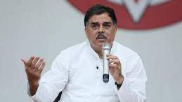 ఇలాంటి సీఎం ఎందుకు?: నాదెండ్ల