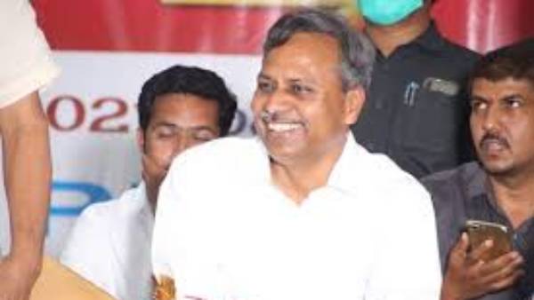 యాసంగిలో వరి సాగు చేస్తే తెలంగాణ ప్రభుత్వం ఎట్టి పరిస్థితుల్లో కొనుగోలు చెయ్యదు యాసంగిలో వరి సాగు చేస్తే తెలంగాణ ప్రభుత్వం ఎట్టి పరిస్థితుల్లో కొనుగోలు చెయ్యదు