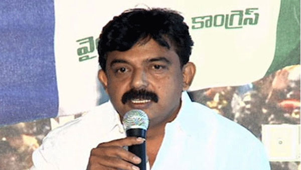 చంద్రబాబు మాటలు నమ్మవద్దు