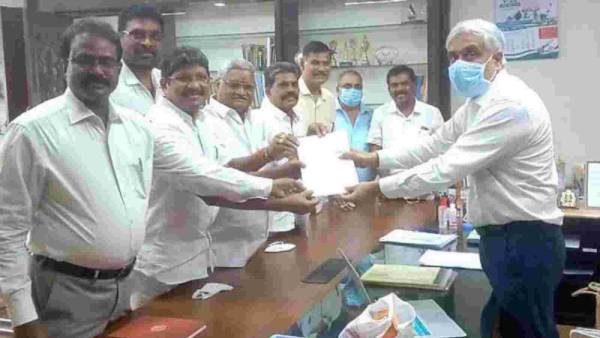  పీఆర్సీపై ఉద్యోగుల్లో చీలిక
