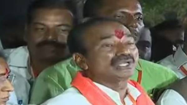 కేసీఆర్ డబ్బుల సంచులు, అక్రమాలను నమ్ముకున్నారన్న ఈటల