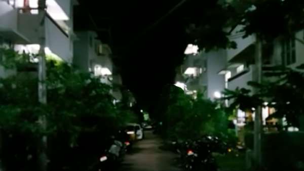  పోలీసు క్వాటర్స్ లో కాపురం 