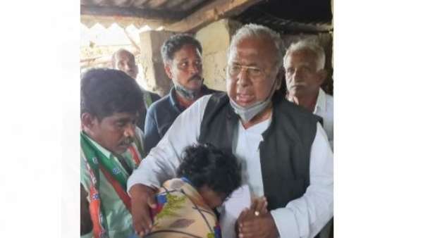 Modi, KCR cheated the unemployed.!congress senior leader VH fired