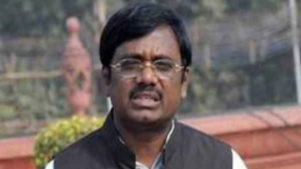 కేసీఆర్‌వి అబద్ధాలంటూ మాజీ ఎంపీ వివేక్ విమర్శలు