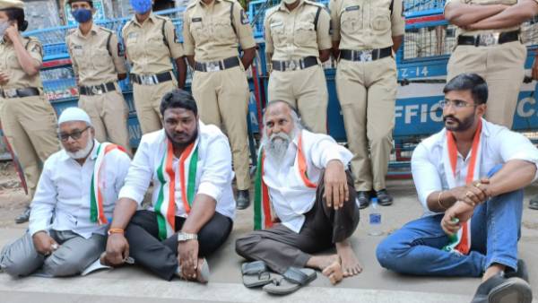  విద్యాశాఖా మంత్రి అట్టర్ ఫ్లాప్.. విద్యార్ధుల మరణాల పట్ల కనీస స్పందన లేదన్న జగ్గారెడ్డి