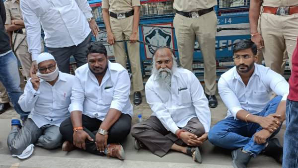  పాస్ కాని విద్యార్ధుల ఆత్మహత్యలు.. ప్రభుత్వం మానవత్వంతో పాస్ చేయాలన్న జగ్గారెడ్డి