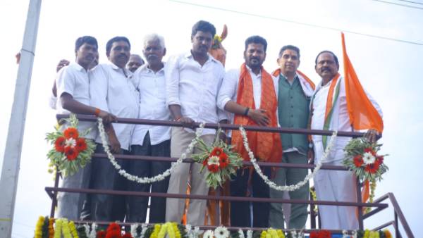 Sonia Gandhi birthday as grand!Ambitious Digital Membership in Revanth Area! Sonia Gandhi birthday as grand!Ambitious Digital Membership in Revanth Area!