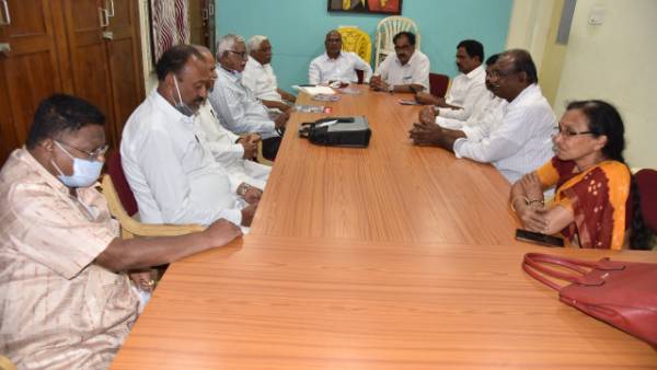 కేంద్ర రాష్ట్ర ప్రభుత్వాలకు అఖిలపక్షం డిమాండ్.. వడ్లు కొనకపోతే పోరాటమేనన్న కోదండరాం