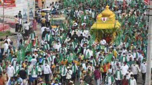  రైతుల మహాపాదయత్రకు సంఘీభావం .. 60 లక్షల రూపాయల విరాళం