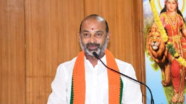 సకల జనుల సమ్మె మరోసారి అంటూ బండి సంజయ్ సకల జనుల సమ్మె మరోసారి అంటూ బండి సంజయ్