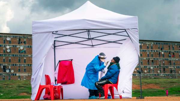 మహారాష్ట్రలో కొనసాగుతున్న ఆంక్షలు