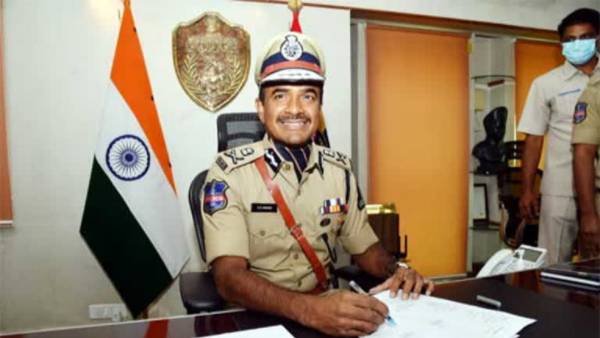 బార్లు, పబ్బులకు హెచ్చరికలు, మైనర్లకు నో ఎంట్రీ