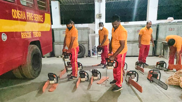 మూడు రాష్ట్రాలపై..