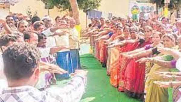  పురోహితుడు వద్దంటూ గ్రామస్తుల ఏకగ్రీవ తీర్మానం