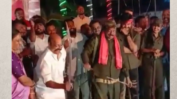 వైరల్‌గా వీడియోలు..