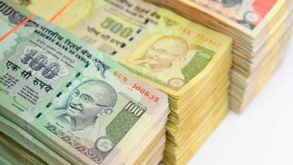 గల్ఫ్ లో ఉద్యోగాలు వదిలేసి బెంగళూరులో మకాం