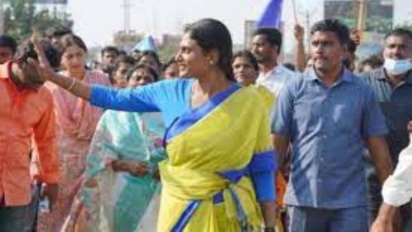 పార్టీ కార్యాలయం నుంచి రైతు ఆవేదన యాత్ర