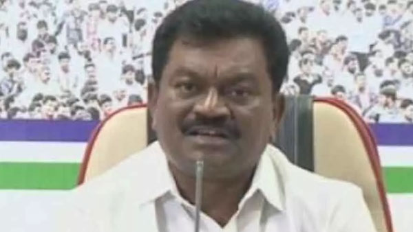 నియోజకవర్గంలో ఎమ్మెల్సీని పక్కనబెట్టి ఎమ్మెల్యే ఆధిపత్య ధోరణి నియోజకవర్గంలో ఎమ్మెల్సీని పక్కనబెట్టి ఎమ్మెల్యే ఆధిపత్య ధోరణి