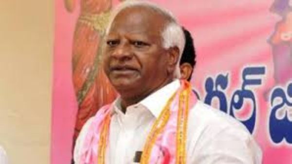 ఏం తెచ్చారని రాష్ట్ర బీజేపీ నేతలు మిడిసి పడుతున్నారో అర్థం కావడం లేదు