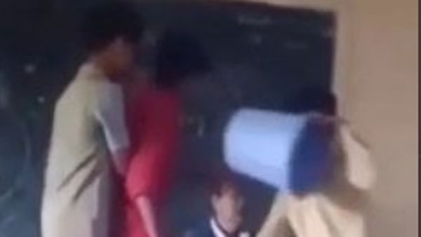  నేలపై చెత్తాచెదారం, గుట్కా ప్యాకెట్లు ఉండటంతో విద్యార్థులపై టీచర్ ఆగ్రహం, ఆపై విద్యార్థుల దాడి