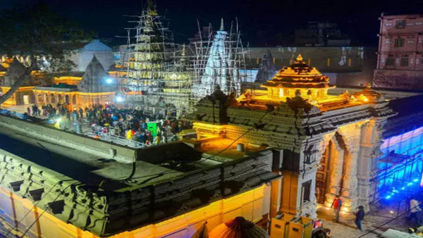 నిధుల గుమ్మరింత..