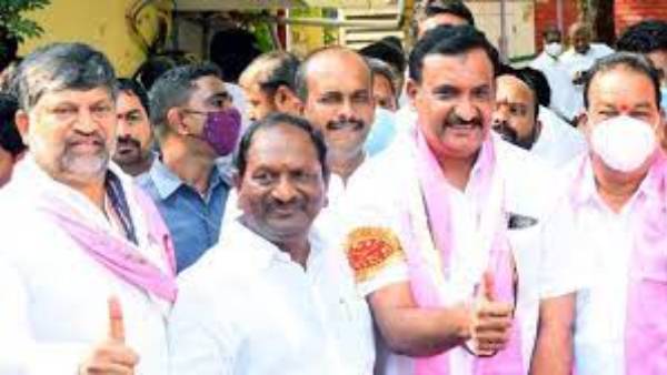  అభద్రతాభావం వద్దు.. అన్నింటా రాణించాలన్న మంత్రి ఈశ్వర్