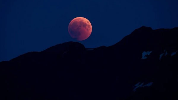 మేలో చంద్ర గ్రహణం..