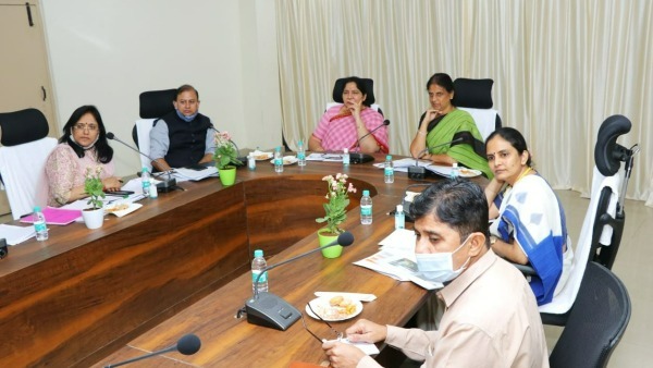 నర్సరీ నుంచే అలవాటు.. పాఠశాలలకు పిల్లలను నిర్బయంగా పంపాలన్న మంత్రులు