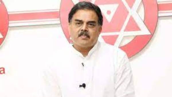 ఏపీ సర్కారు దివాళాకోరుతనమే: నాదెండ్ల మనోహర్ ఫైర్