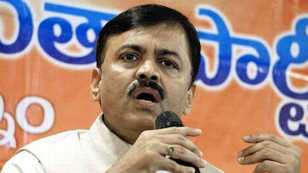 బీజేపీ ఫోకస్ పెడితే వైసీపీ నేతల అడ్రెస్ గల్లంతు .. అందుకే జాలి డ్రామాలు