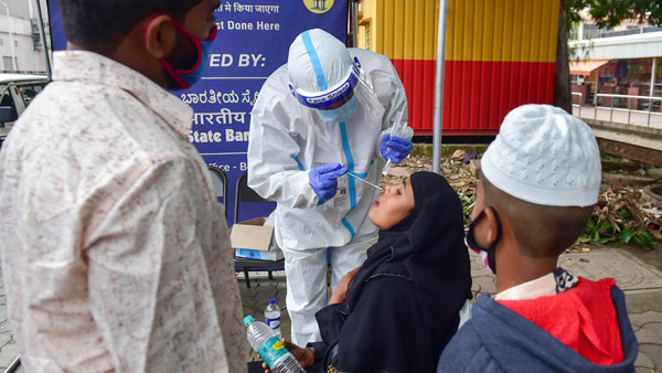 హాస్టల్స్ తోనే సమస్యలు