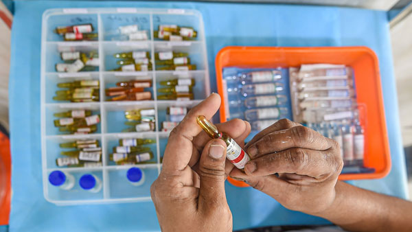 మొత్తం ఒమిక్రాన్ కేసుల సంఖ్య 33