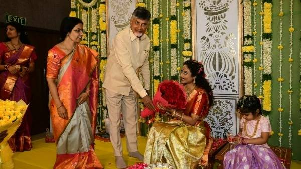 ఒకే వేదిక మీదకు చంద్రబాబు- దగ్గుబాటి