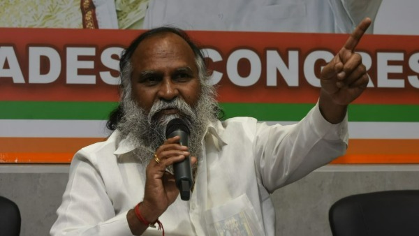 కేసీఆర్ ను అడ్డం పెట్టుకని మోదీ డ్రామాలు.. కలిసే కుట్రలు పన్నుతున్నారన్న జగ్గారెడ్డి. 