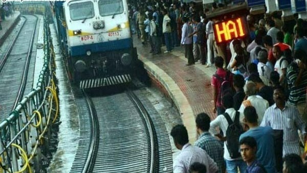 సంక్రాంతి రద్దీతో అదనపు సర్వీసులు