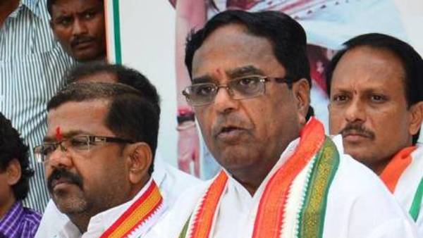 ప్రజల గొంతు నొక్కేస్తున్నారు.. ఇది మంచిదా?