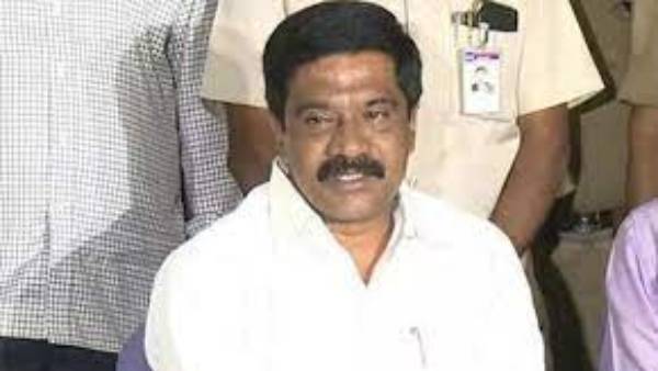 కేంద్రం నుంచి స్పందనేది: మంత్రి ప్రశాంత్ రెడ్డి