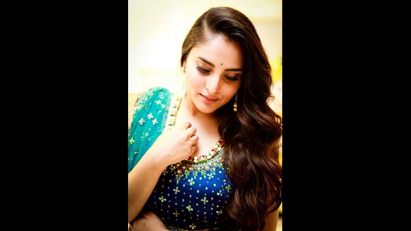 కరోనా పోయిందని అనుకుంటే ఒమిక్రాన్ వైరస్ వచ్చింది