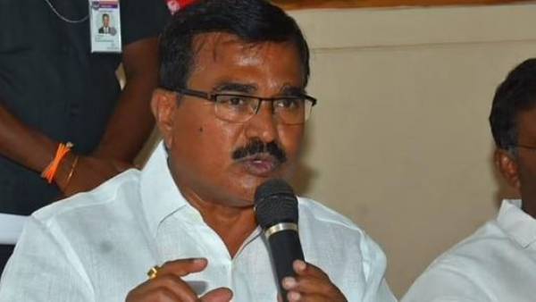 గందరగోళానికి కేంద్రమే కారణం.. రాష్ట్ర బీజేపి నేతలకు అవగాహన లేదన్న మంత్రి సింగిరెడ్డి గందరగోళానికి కేంద్రమే కారణం.. రాష్ట్ర బీజేపి నేతలకు అవగాహన లేదన్న మంత్రి సింగిరెడ్డి
