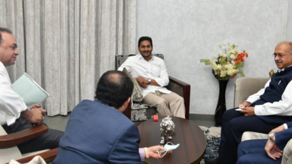 అనుకూల పరిస్థితుల గురించి..