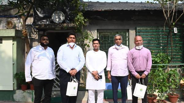 గోవాలో తగ్గిన కాంగ్రెస్ బలం .. ఊహించని షాక్ లతో కాంగ్రెస్ కుదేలు గోవాలో తగ్గిన కాంగ్రెస్ బలం .. ఊహించని షాక్ లతో కాంగ్రెస్ కుదేలు