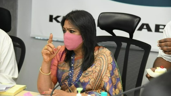 నగర పౌరులకు అసౌకర్యం కలిగించొద్దు.. నగరాన్ని శుభ్రంగా ఉంచాల్సిన బాద్యత జీహెచ్ఎంసీదే నన్న మేయర్ నగర పౌరులకు అసౌకర్యం కలిగించొద్దు.. నగరాన్ని శుభ్రంగా ఉంచాల్సిన బాద్యత జీహెచ్ఎంసీదే నన్న మేయర్