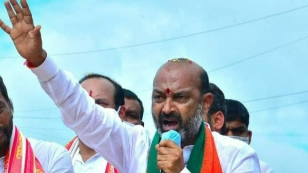 బండి సంజయ్ నిరుద్యోగ దీక్ష బండి సంజయ్ నిరుద్యోగ దీక్ష