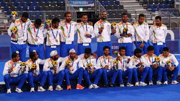 ఒలింపిక్స్‌ హాకీలో కాంస్యం సాధించిన భారత్
